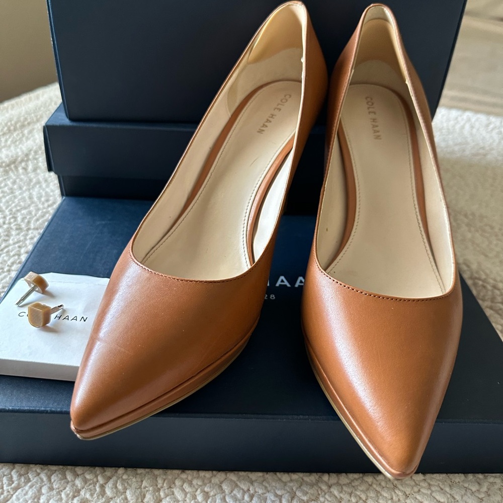 Cole Haan British Tan Pumps